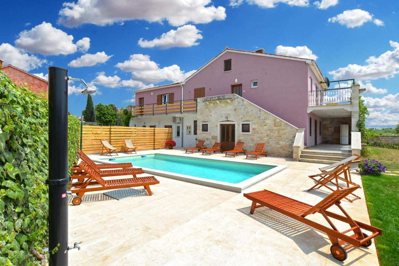 Holiday home Valter 2136 Vodnjan Eksteriør billede