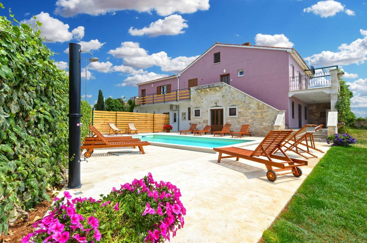 Holiday home Valter 2136 Vodnjan Eksteriør billede