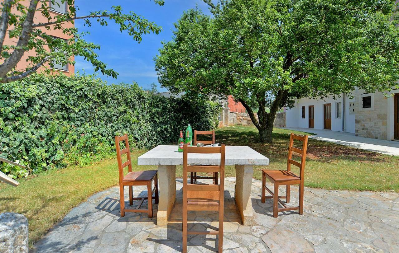 Holiday home Valter 2136 Vodnjan Eksteriør billede