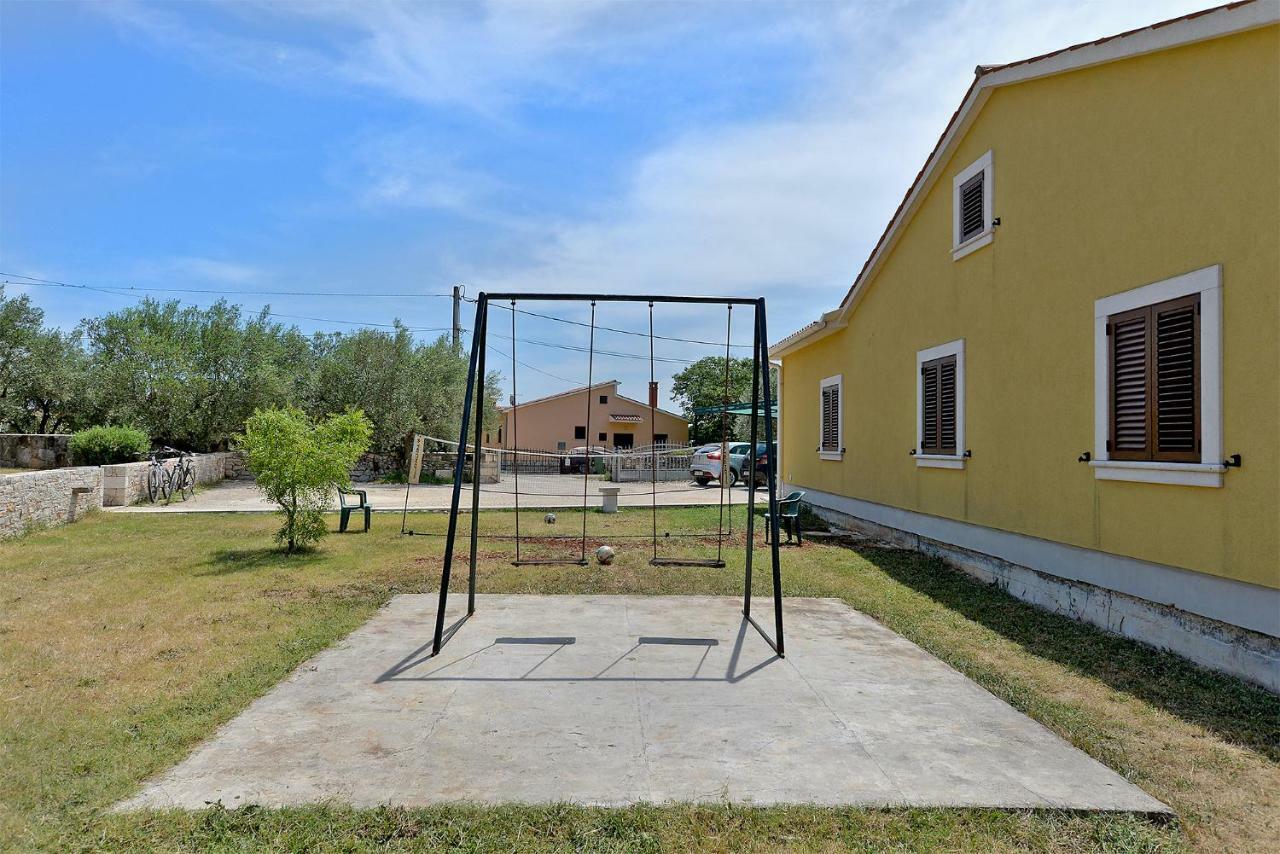 Holiday home Valter 2136 Vodnjan Eksteriør billede